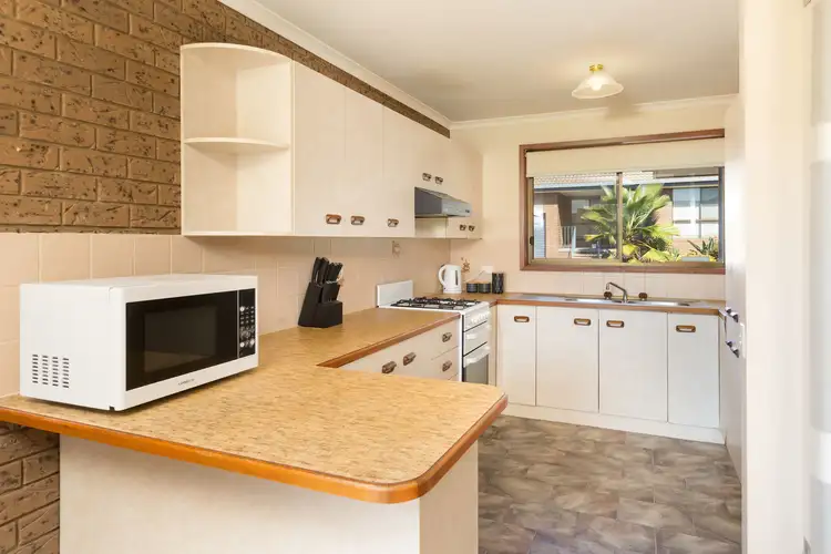 Fifth view of Homely unit listing, 1/8 Page Court, Wodonga VIC 3690