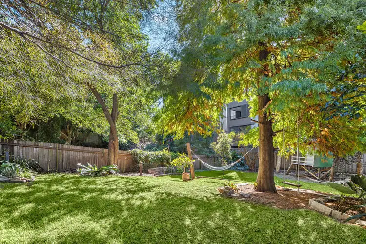 Fifth view of Homely house listing, 4 May Road, Dee Why NSW 2099