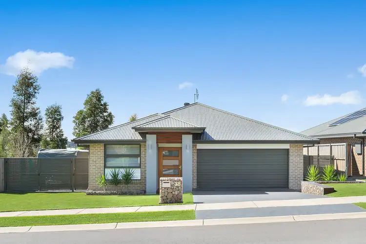 38 Finch Crescent, Aberglasslyn NSW 2320