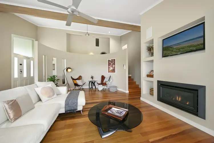 Fifth view of Homely house listing, 2 Dalveen Road, Bolwarra Heights NSW 2320