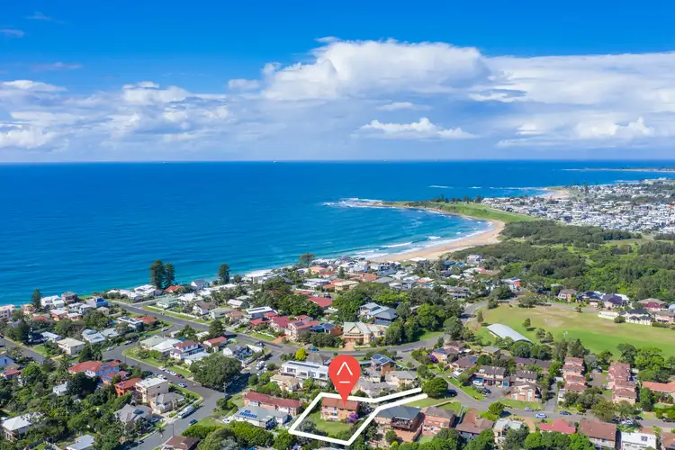 Second view of Homely house listing, 6 Newbold Close, Thirroul NSW 2515