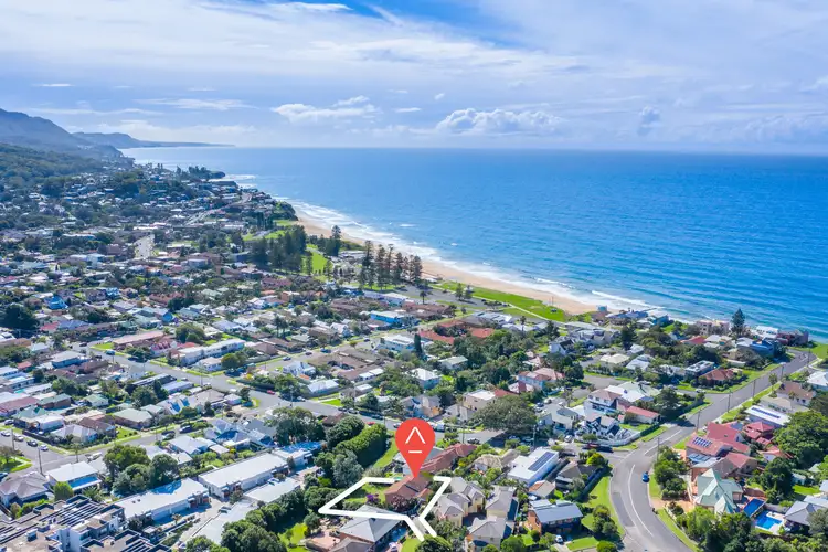 Third view of Homely house listing, 6 Newbold Close, Thirroul NSW 2515