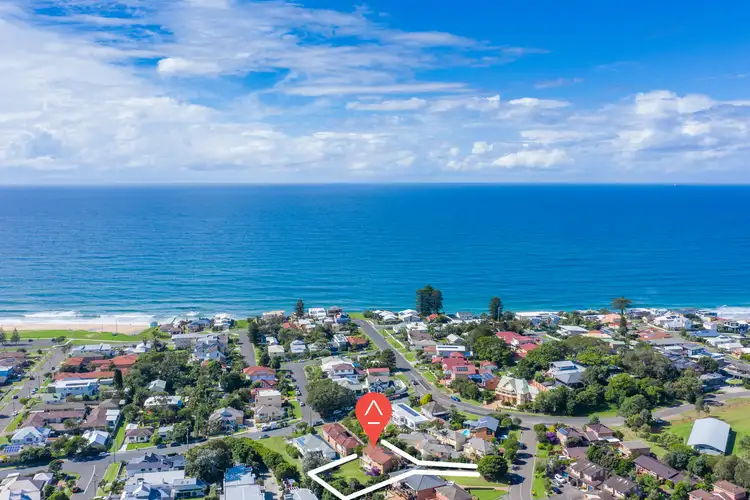 Fourth view of Homely house listing, 6 Newbold Close, Thirroul NSW 2515