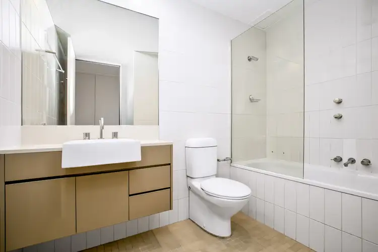 Fifth view of Homely apartment listing, 337/2-4 Powell Street, Waterloo NSW 2017