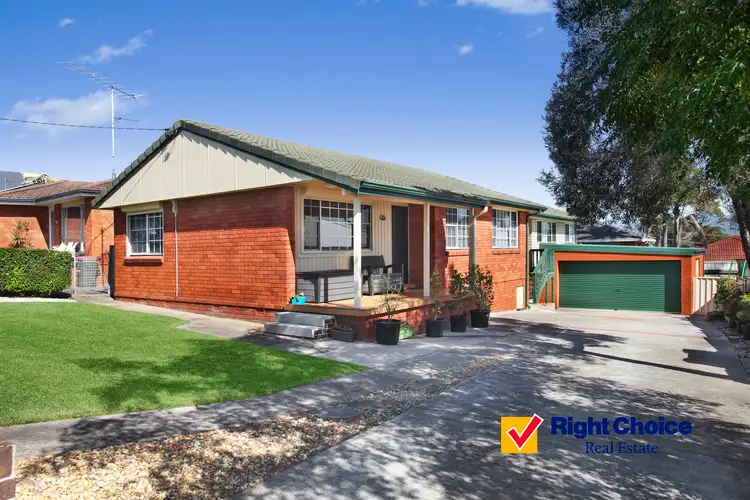12 Freeman Parade, Mount Warrigal NSW 2528