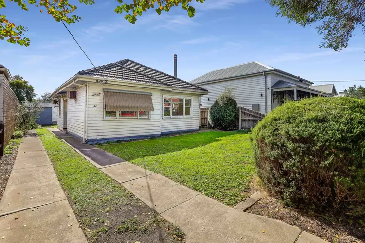 42 North Road, Newport VIC 3015