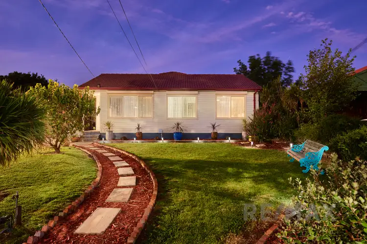 3 Camphor Court, Doveton VIC 3177
