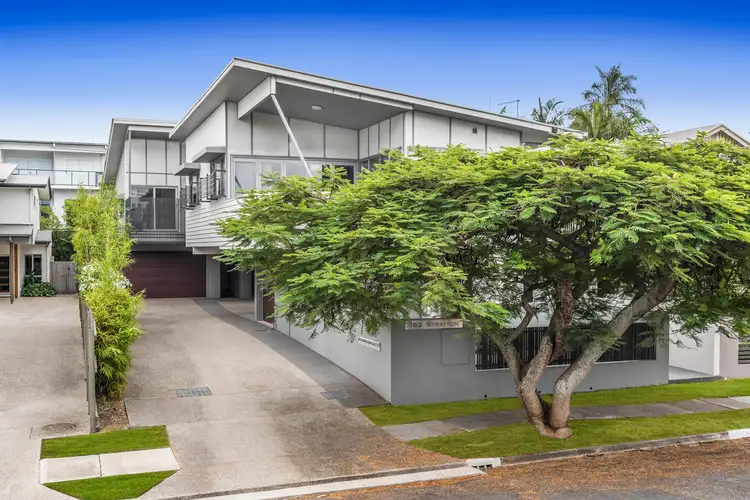 2/163 Stratton Terrace, Manly QLD 4179
