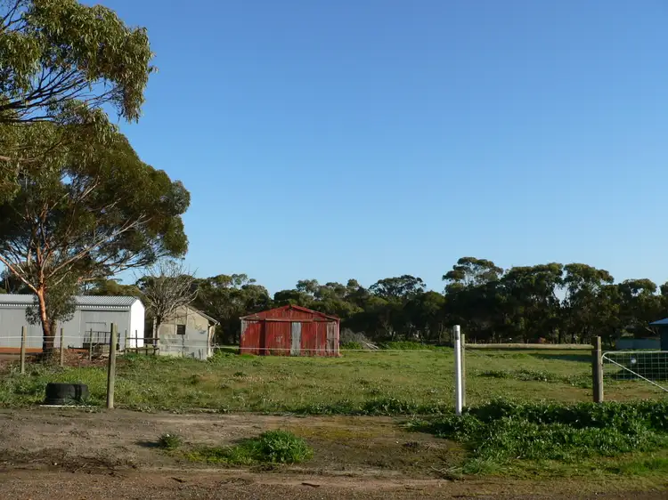 Lot 5, 26 Bond Street, Katanning WA 6317
