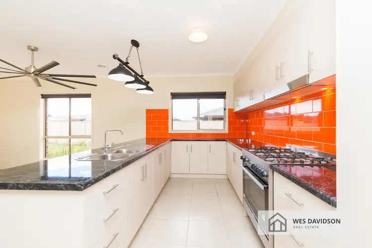 Third view of Homely townhouse listing, 2 Stephens Street, Horsham VIC 3400