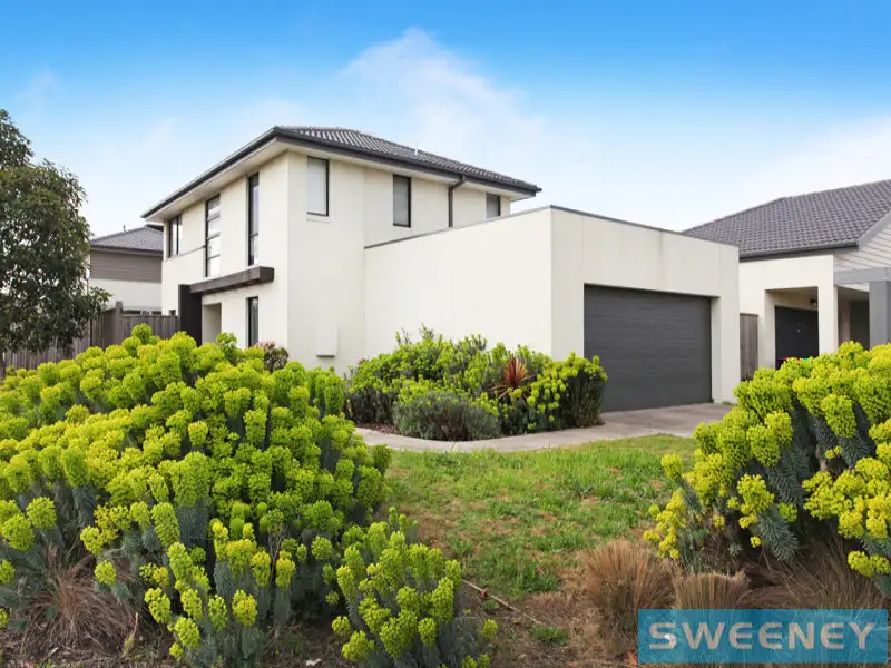 Main view of Homely house listing, 10 Regent Close, Burnside Heights VIC 3023