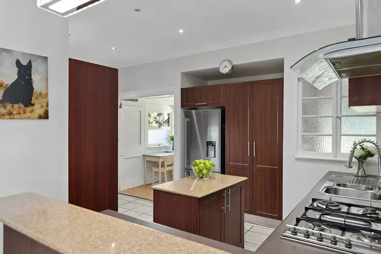 Sixth view of Homely house listing, 7 Justin Street, Holland Park West QLD 4121