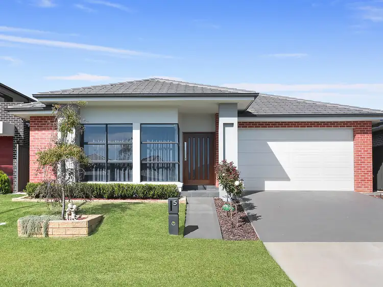 5 Farmington Street, Box Hill NSW 2765