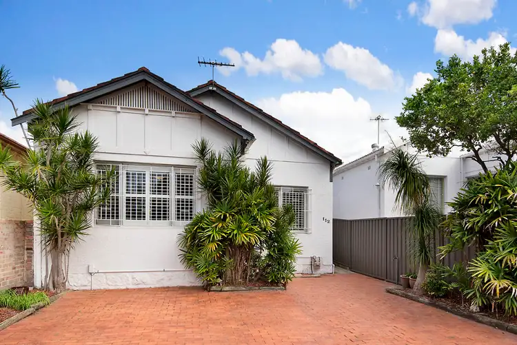 112 Beach Road, North Bondi NSW 2026