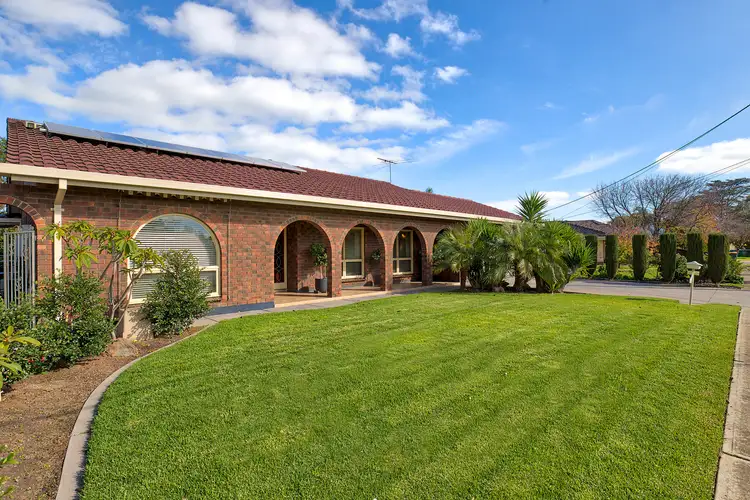 8 Tatura Crescent, Fulham Gardens SA 5024