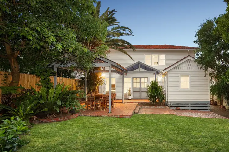 14 Hilltop Avenue, Glen Iris VIC 3146