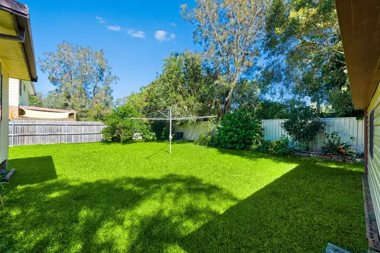 Seventh view of Homely house listing, 320 Lakedge Avenue, Berkeley Vale NSW 2261