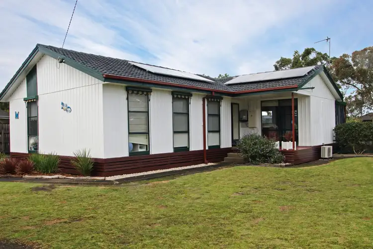 77 Lindsay Street, Heywood VIC 3304