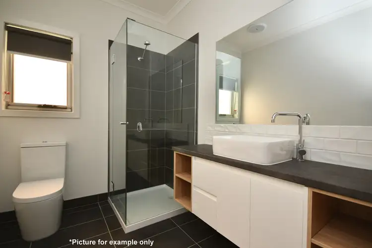 Fifth view of Homely house listing, 1/4 Hueton Place, Lucknow VIC 3875