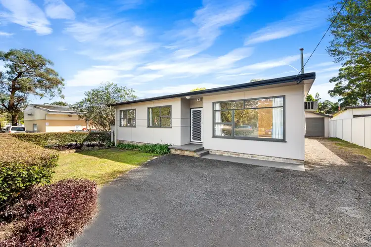 29 Kinarra Avenue, Wyoming NSW 2250