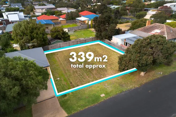 11 Staughton Avenue, Capel Sound VIC 3940