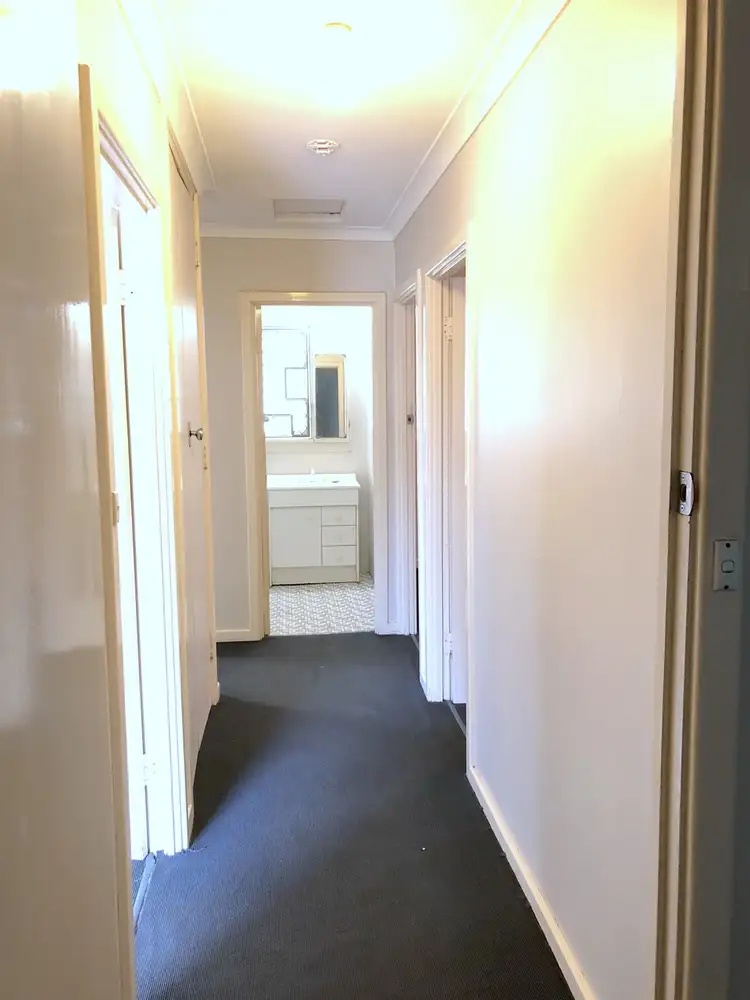 Fifth view of Homely house listing, 1 Broadley Place, Gosnells WA 6110
