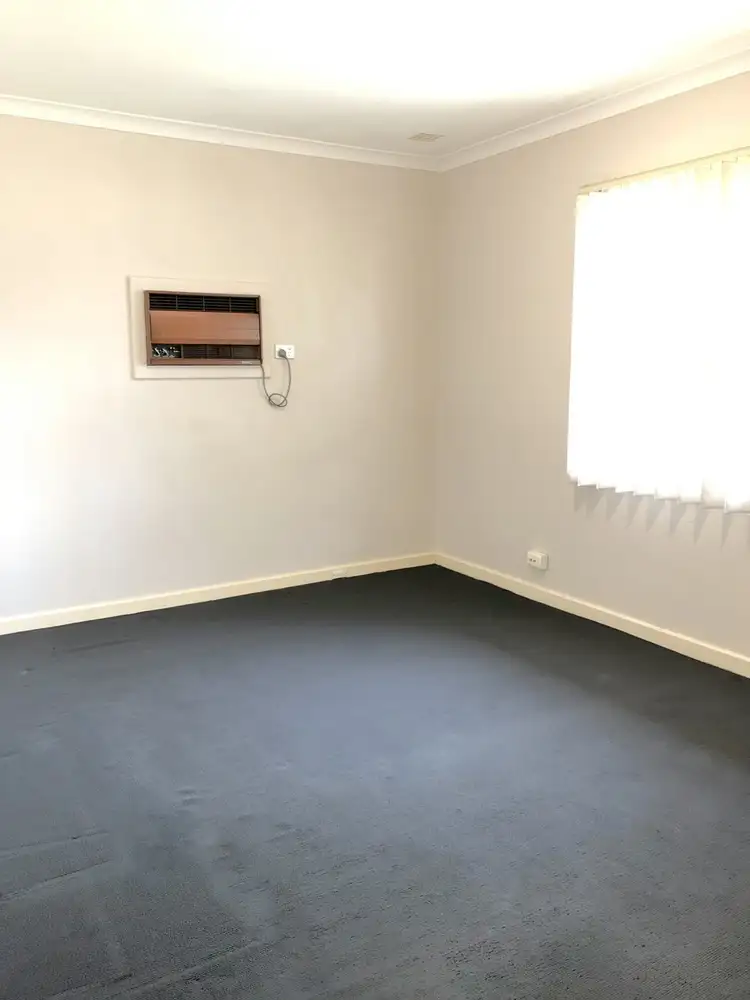 Sixth view of Homely house listing, 1 Broadley Place, Gosnells WA 6110