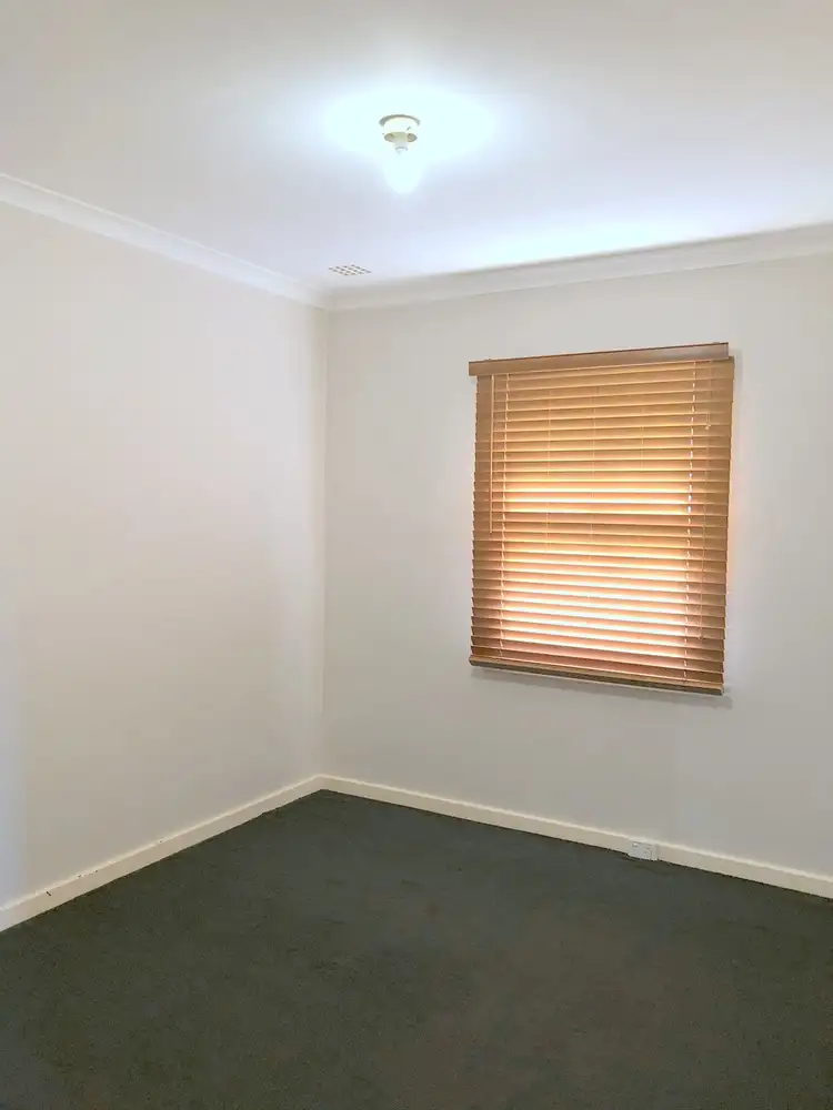 Seventh view of Homely house listing, 1 Broadley Place, Gosnells WA 6110