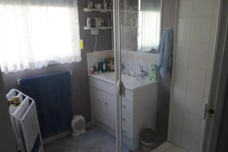 Sixth view of Homely house listing, 17 Alannah Court, Cobram VIC 3644