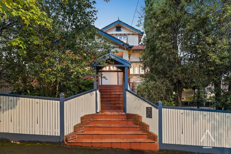 1 Arundel Crescent