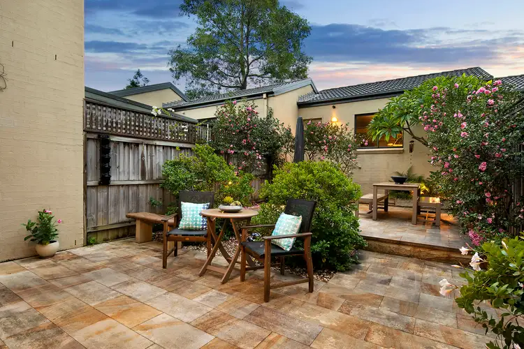 5 Lorikeet Grove, Warriewood NSW 2102