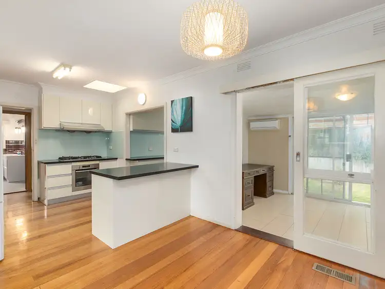 Fourth view of Homely house listing, 11 Susan Court, Mount Waverley VIC 3149