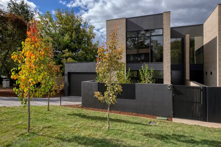 Main view of Homely house listing, 2/4 Ossa Place, Lyons ACT 2606