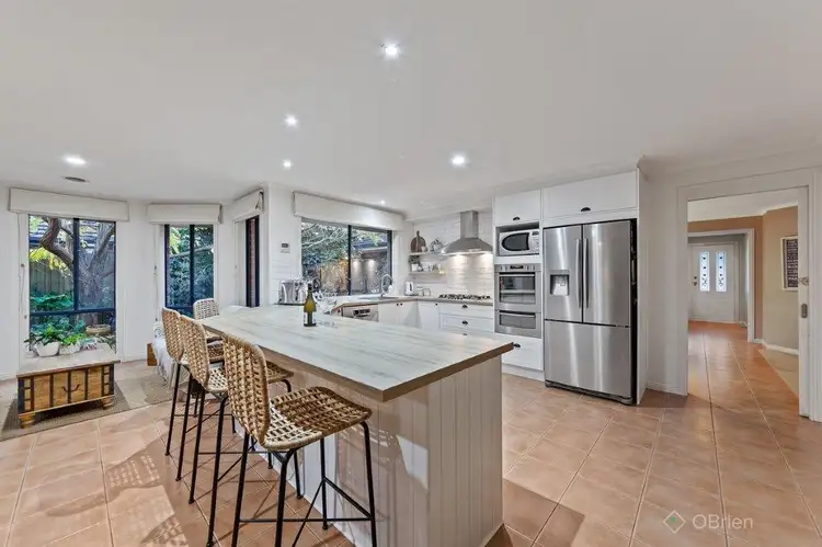 Fifth view of Homely house listing, 13 Windsor Grange Court, Skye VIC 3977