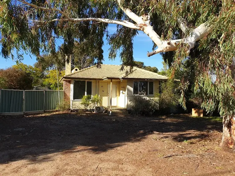 32 Chipper Street, Katanning WA 6317