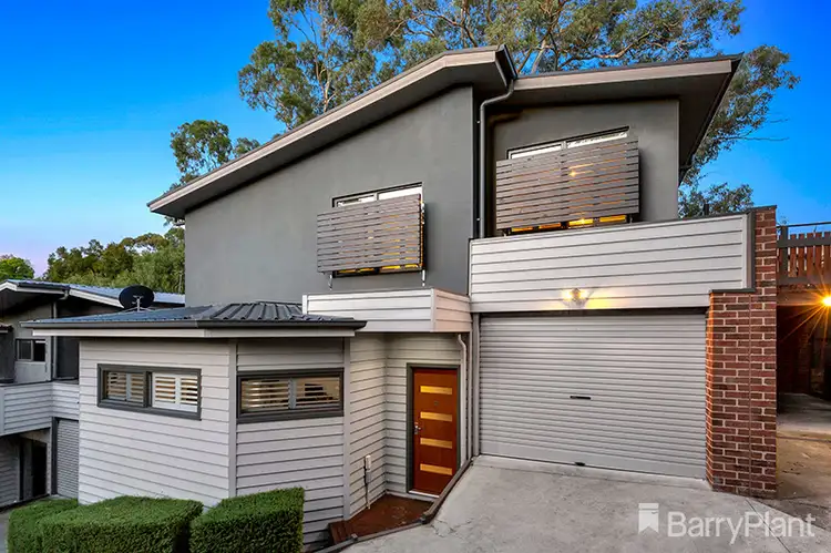 2/9 Louis Street, Greensborough VIC 3088