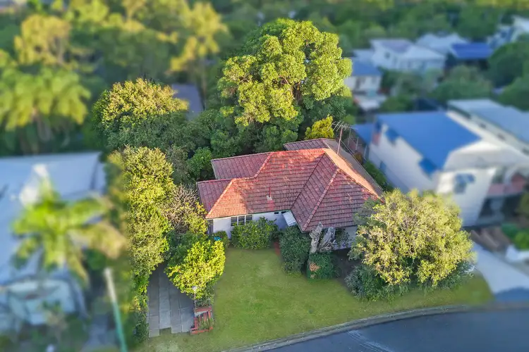 27 Apex Street, Balmoral QLD 4171