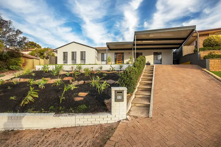 11 Grantala Court, Hallett Cove SA 5158