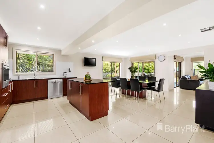 Fifth view of Homely house listing, 7 Moore Close, Mill Park VIC 3082