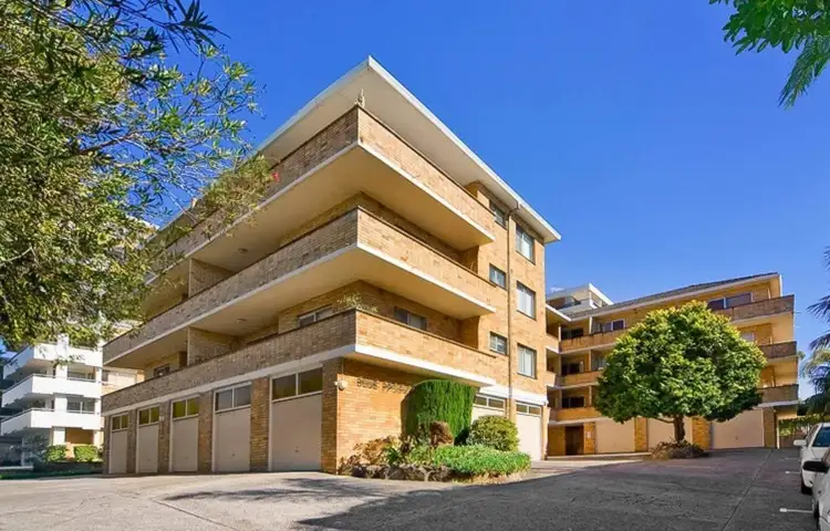 Third view of Homely apartment listing, 2/749 Pittwater Road, Dee Why NSW 2099