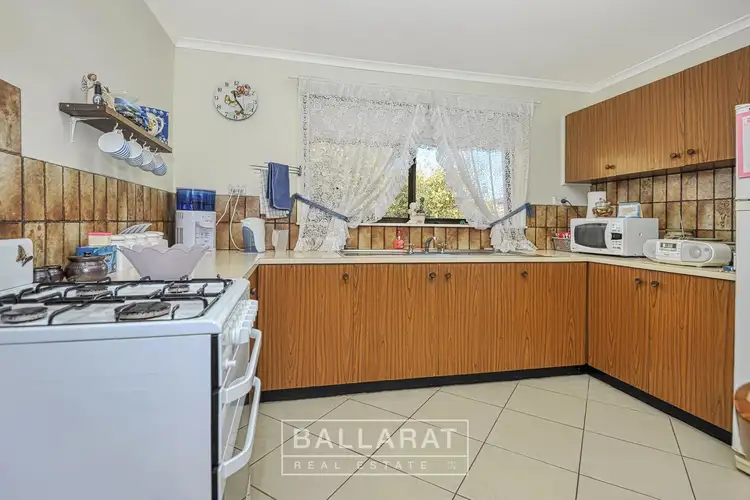 Fourth view of Homely unit listing, 1/294 Gladstone Street, Maryborough VIC 3465