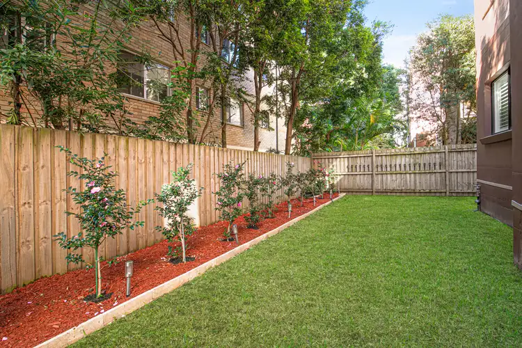 Fifth view of Homely apartment listing, 4/2-10 Hawkesbury Avenue, Dee Why NSW 2099