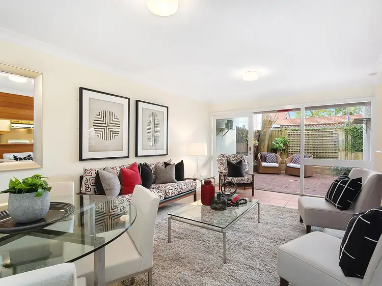 8A Lang Street, Mosman NSW 2088