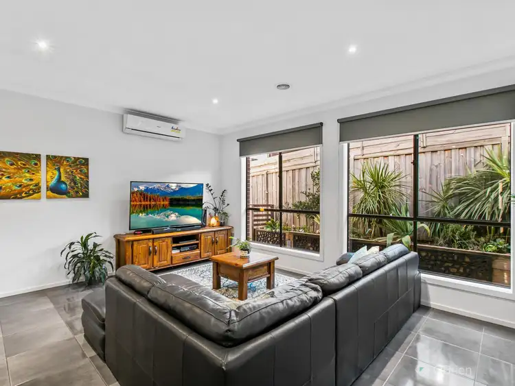 Sixth view of Homely house listing, 4 Alluvian Way, Carrum Downs VIC 3201