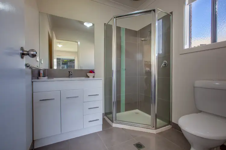 Sixth view of Homely house listing, 25 Kendall Drive, Hamilton Valley NSW 2641