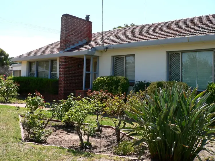 7 Newton Street, Kojonup WA 6395