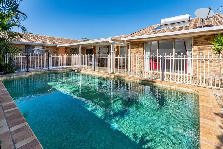 4 Azalea Drive, Bongaree QLD 4507