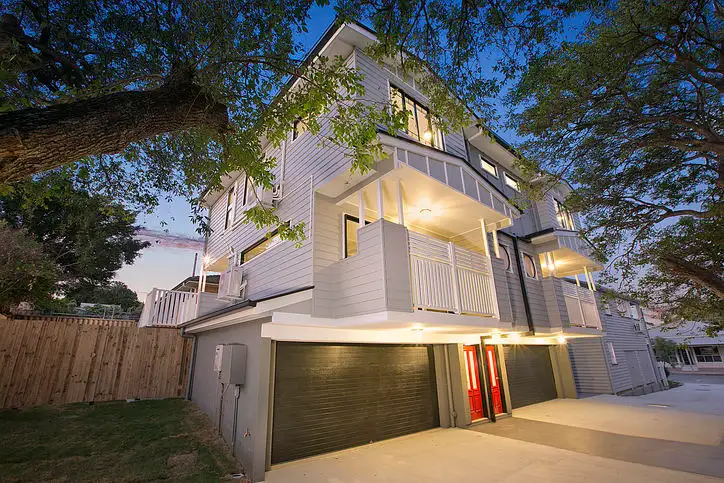 65A/B Cedar Street, Greenslopes QLD 4120