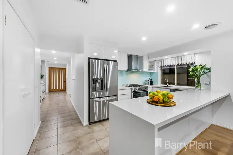 Second view of Homely house listing, 8 Bunya Close, Caroline Springs VIC 3023