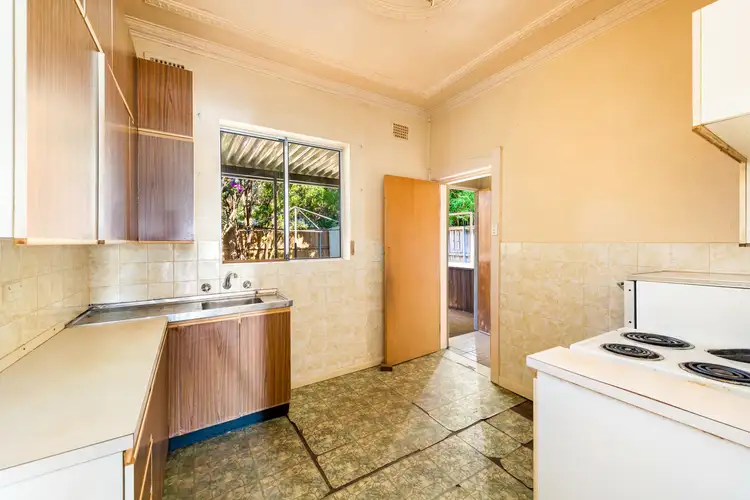 Fifth view of Homely semi-detached listing, 61 Earle Street, Cremorne NSW 2090